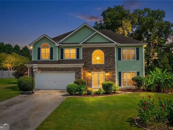 398 Beech Hollow Trl, Loganville, GA 30052