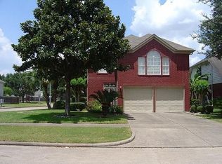 8842 Fondren Village Dr, Houston, TX 77071