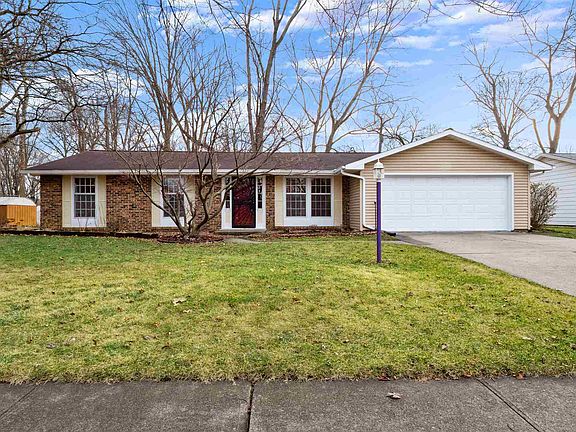 2nd image of 6826 Forestwood Dr