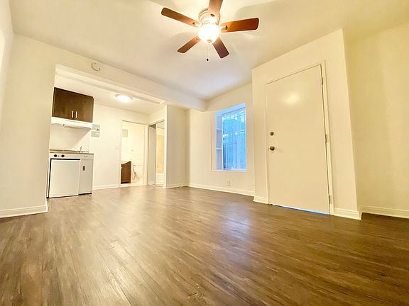 4th image of 1814 Pacific Ave #18A