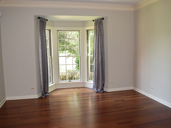 5th image of 38W161 Grove Hill Ct