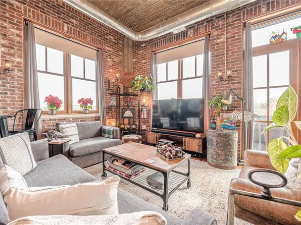 3235 Roswell Rd NE Unit 819, Atlanta, GA 30305