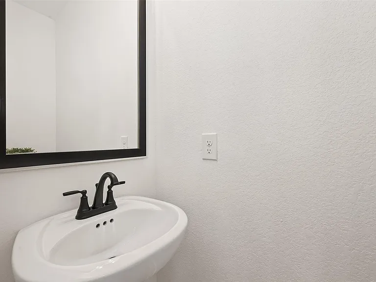21163 Medina River Dr — Photo 19