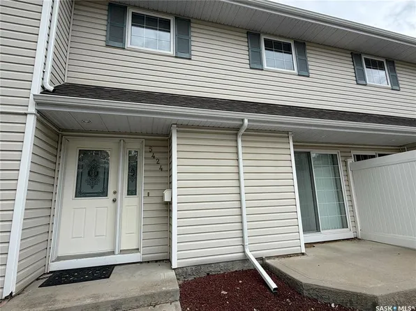 5424 Rochdale BOULEVARD, Regina, SK S4X 4M8