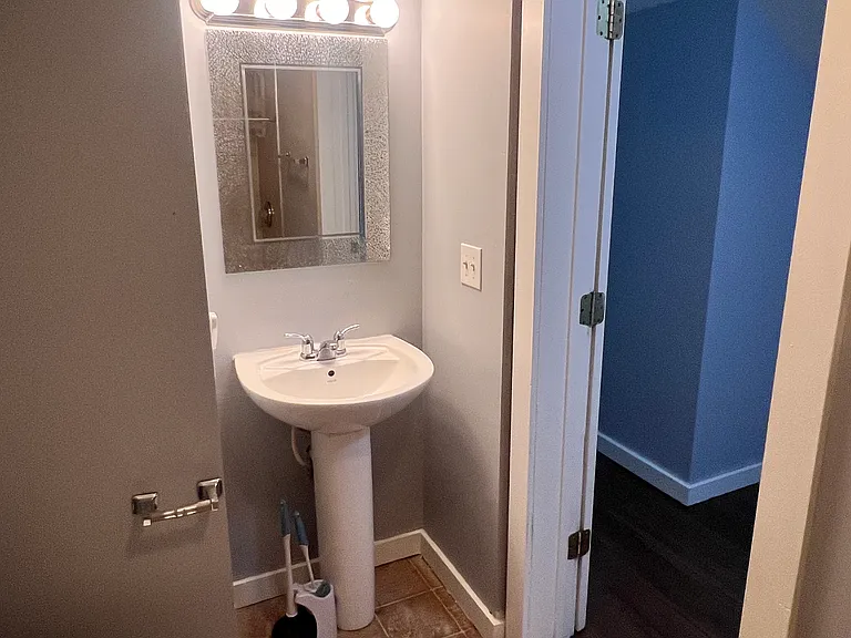 655 Chestnut St #3 — Photo 12