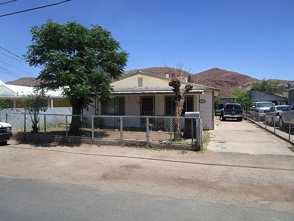 3rd image of 231 Vista Heights Dr