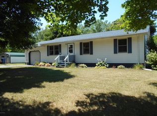 2249 S Sullivan Rd, Ravenna, MI 49451
