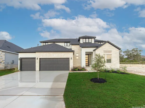 103 Highland Park, Castroville, TX 78009