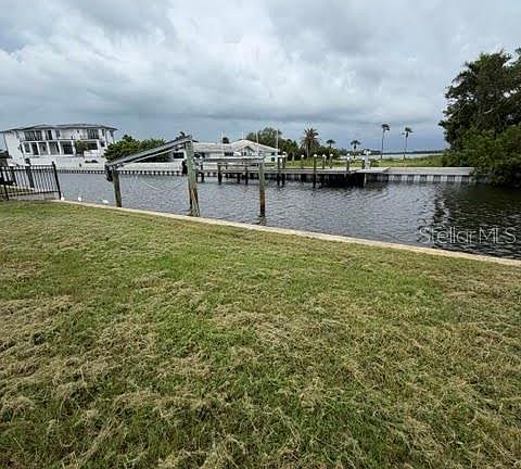 3rd image of 581 ROUNTREE DRIVE LOT 6