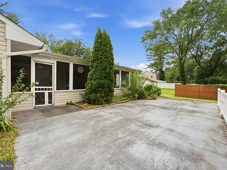 2 Barnwell Ln — Photo 26