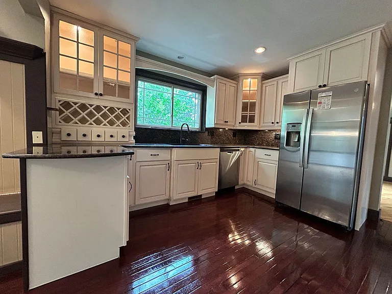 4197 Amber St — Photo 42