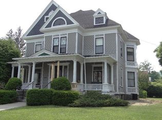 27 Elm St, Oneonta, NY 13820