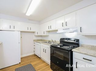 4993 N King St #301, Denver, CO 80221
