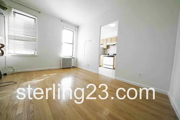 Rented by Sterling Realty Solution Inc | media 18