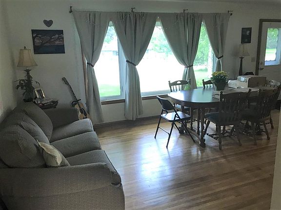 5th image of 1540 Garland Ln N