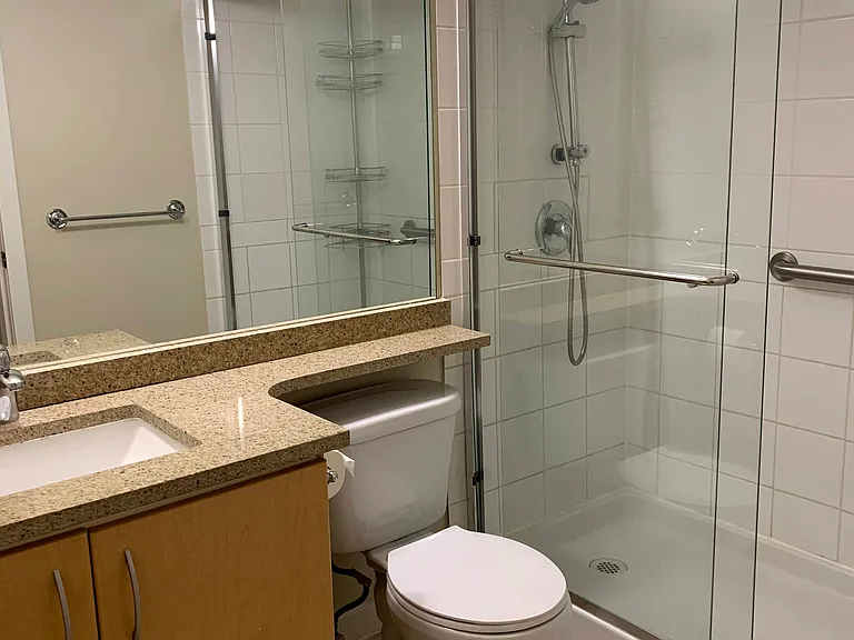 4750 Arbutus St — Photo 15