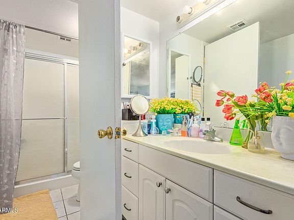 5th image of 1730 W EMELITA Avenue #1101