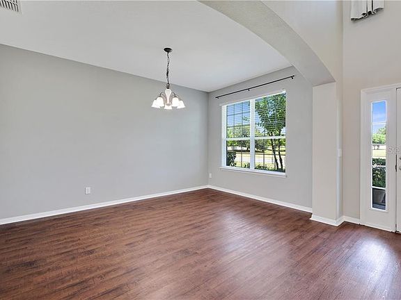 5th image of 15348 Firelight Dr