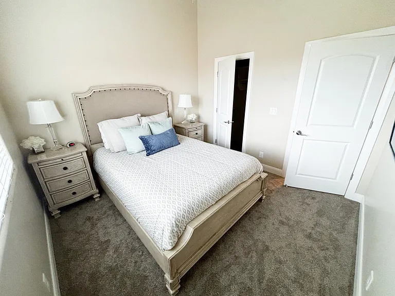 N Coral Ridge Dr — Photo 17