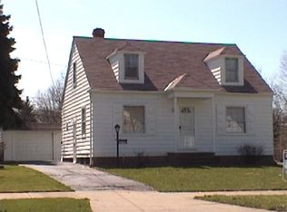 2230 Green Rd, Cleveland, OH 44121