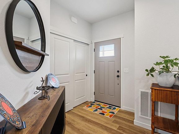 3rd image of 655 Ridge View Lane