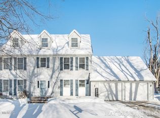 1395 Bridle Path St, Hastings, MI 49058