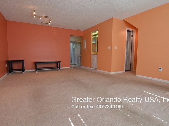 2nd image of 3270 Oak Lake Pl