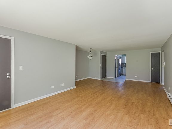 3rd image of 8525 W Catherine Ave Unit 173