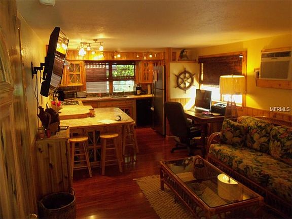 3rd image of 14247 Reese Dr