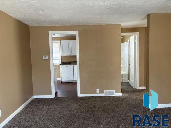 sioux-falls-south-dakota-447160148 picture