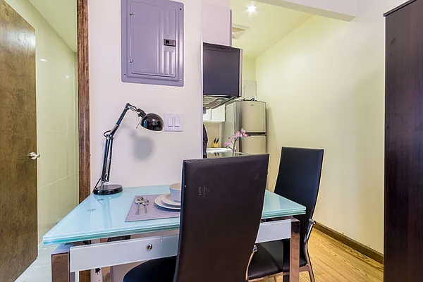 Rented by Townhouse Apartments | media 6