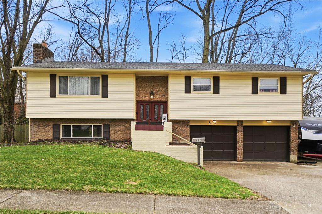 804 Victoria Dr, Franklin, OH
