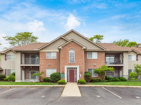 1989 Berrancher Dr, Columbus, OH 43228