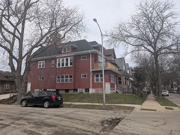 4th image of 2603 N Richards St Unit 1