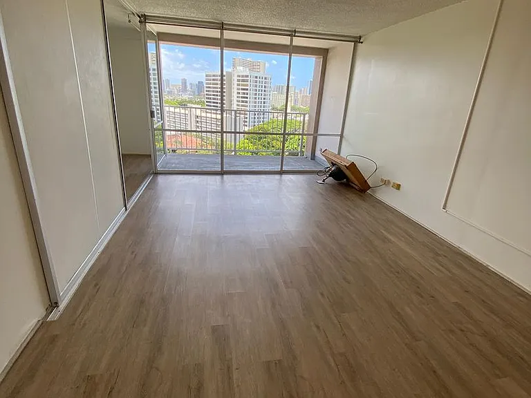 1617 Keeaumoku St #1107 — Photo 3