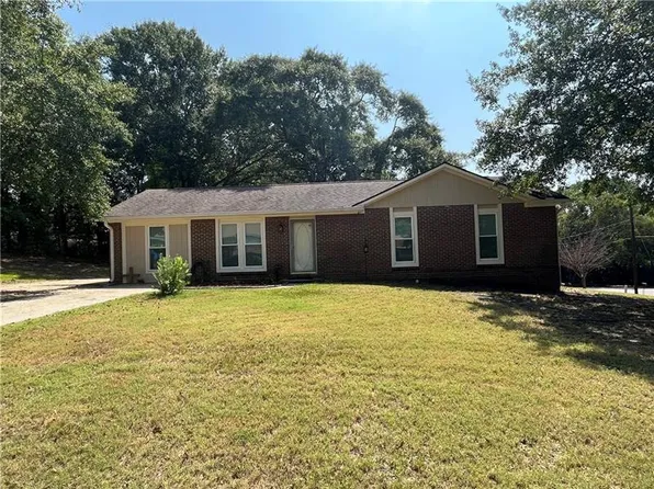 2300 18th Ave, Phenix City, AL 36867