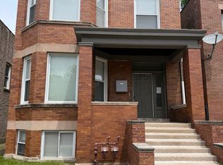 358 E 70th Pl, Chicago, IL 60637