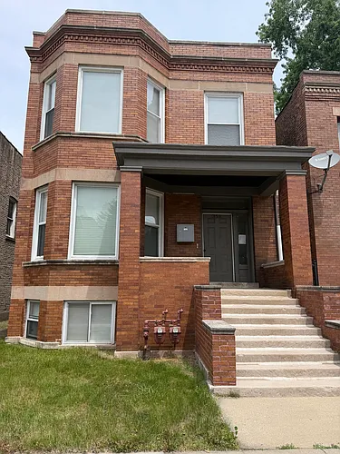 358 E 70th Pl Photo 1