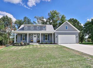 8128 Sycamore St, Maineville, OH 45039