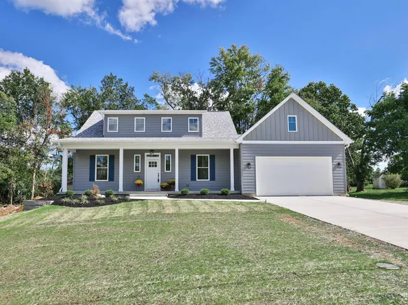 8128 Sycamore St, Maineville, OH 45039