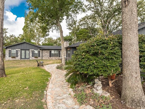 2nd image of 4125 County Road 365
