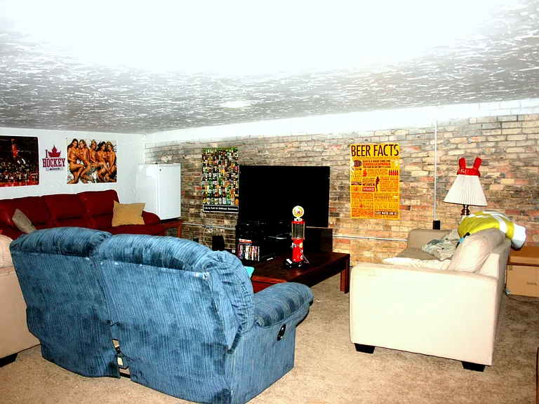124 S Main St #3 — Photo 4