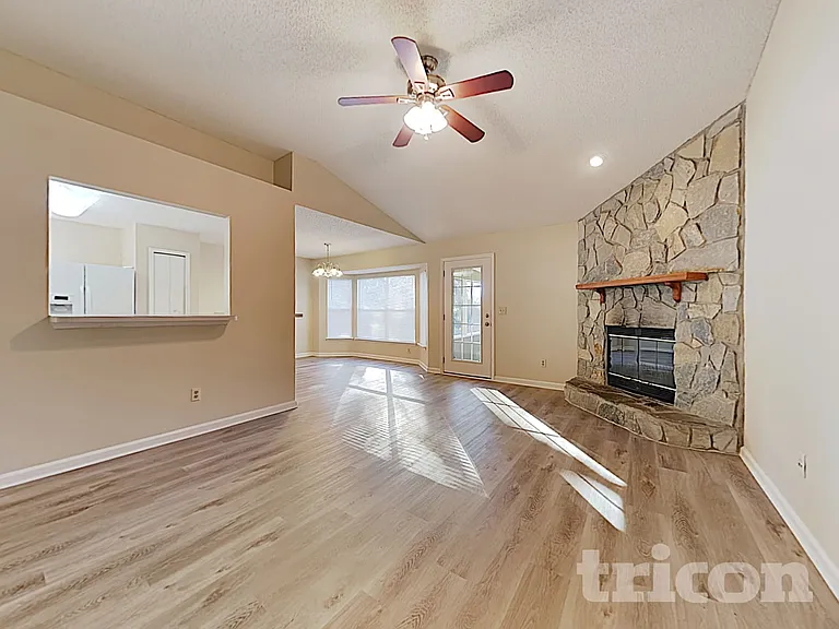 3224 Bliss Rd — Photo 3