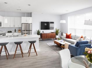 6 Crown Dr #4-106, Quincy, MA 02169