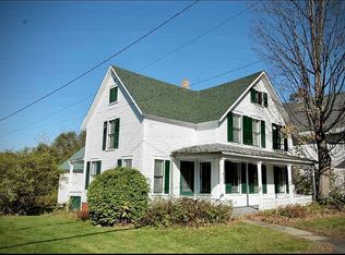 27 Lancaster Rd, Whitefield, NH 03598