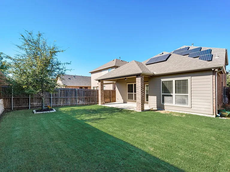 9825 Prairie Dog Ln — Photo 17