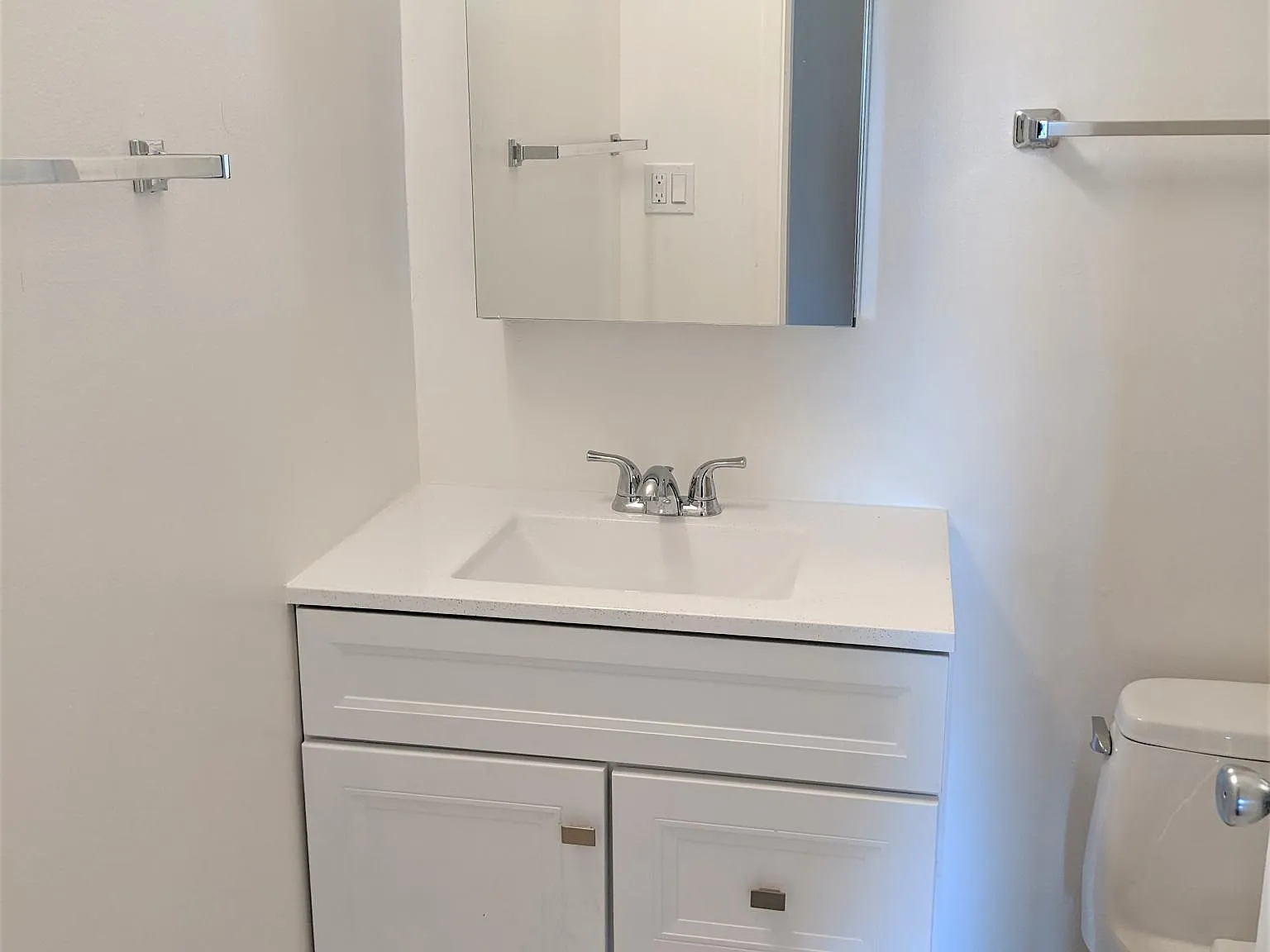 1 bed, 750 sqft, $3,995 — Photo 4