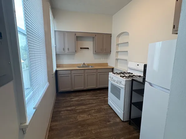 314 W Pike St APT 2, Canonsburg, PA 15317