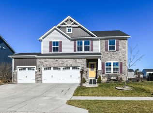 1246 Heartland Dr, Westfield, IN 46074