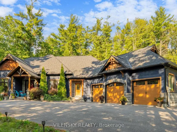 9 Moran St, Springwater, ON L0L 2K0